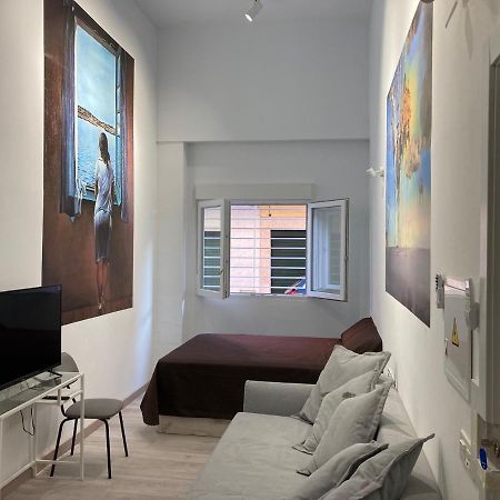 Golondrinas De Malaga "Apartamentos Con Mucho Arte" Y Terraza Solarium En Coliving Eksteriør billede