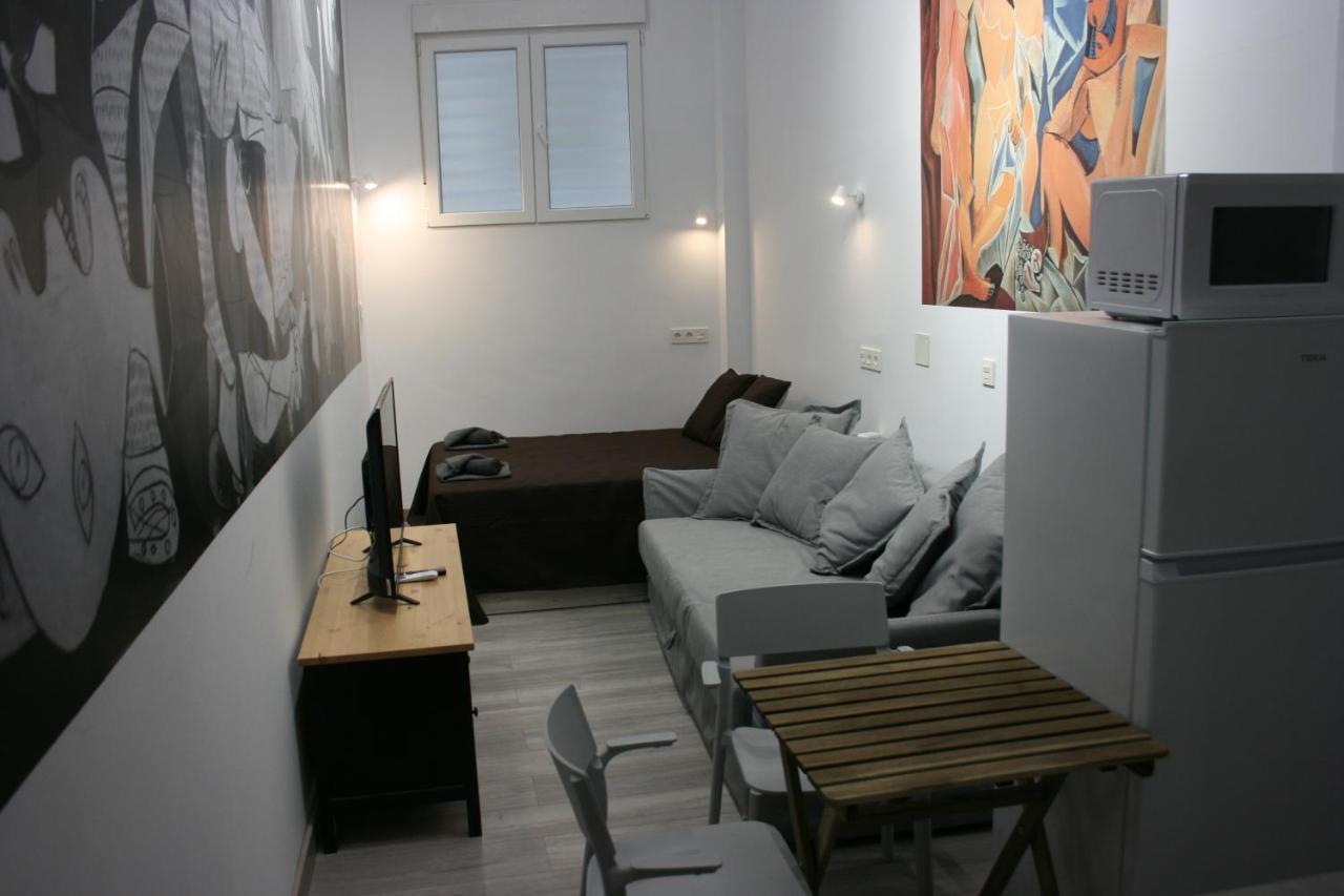 Golondrinas De Malaga "Apartamentos Con Mucho Arte" Y Terraza Solarium En Coliving Eksteriør billede