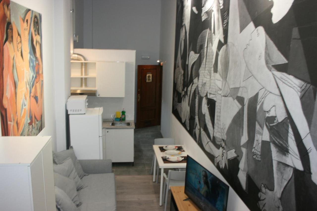 Golondrinas De Malaga "Apartamentos Con Mucho Arte" Y Terraza Solarium En Coliving Eksteriør billede