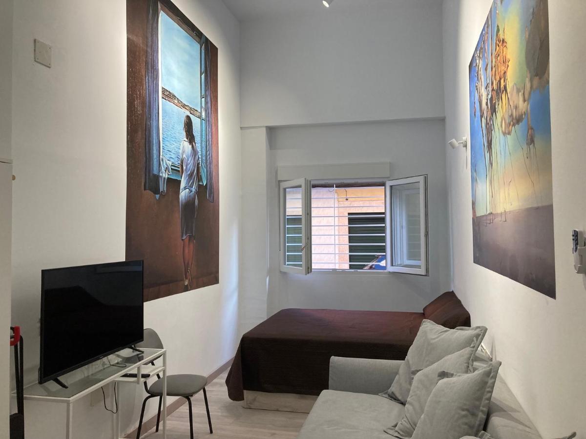 Golondrinas De Malaga "Apartamentos Con Mucho Arte" Y Terraza Solarium En Coliving Eksteriør billede
