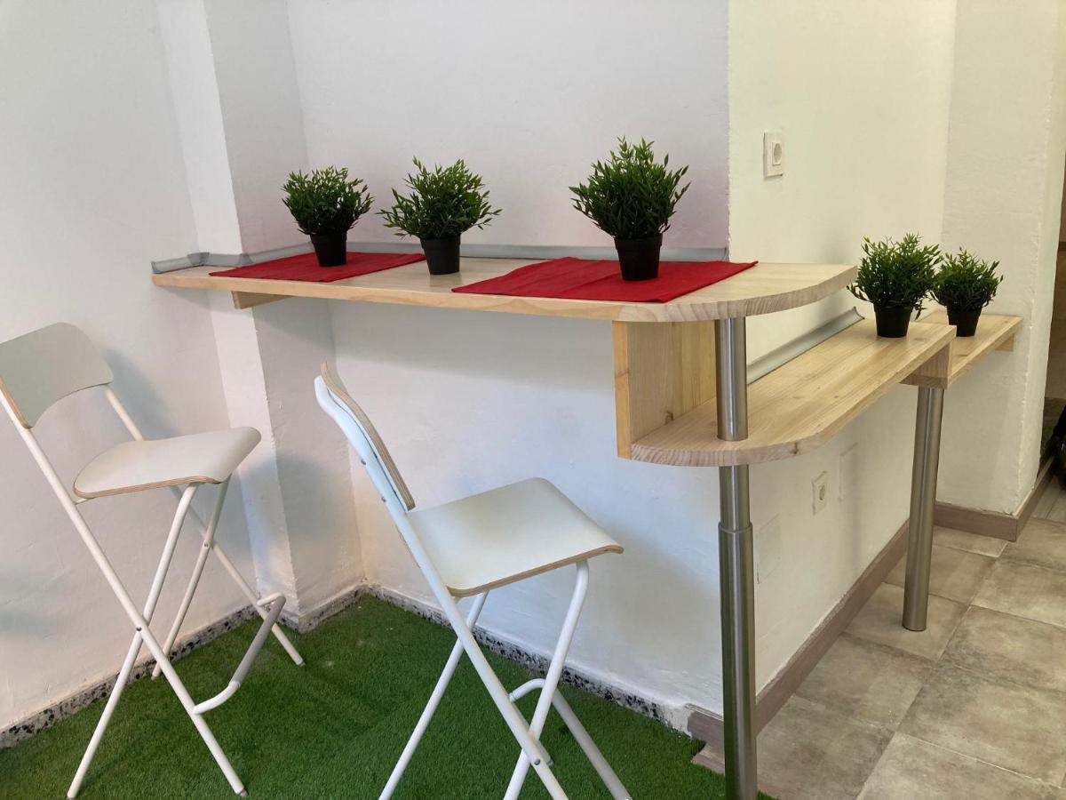 Golondrinas De Malaga "Apartamentos Con Mucho Arte" Y Terraza Solarium En Coliving Eksteriør billede